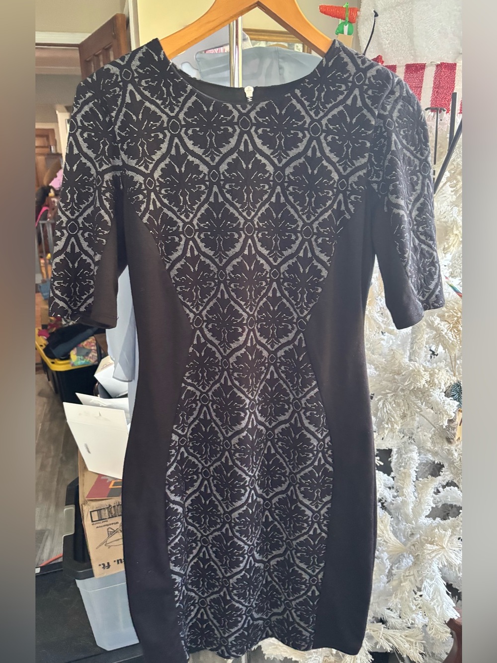 B. Smart Black Damask Midi Sheath Dress size 8